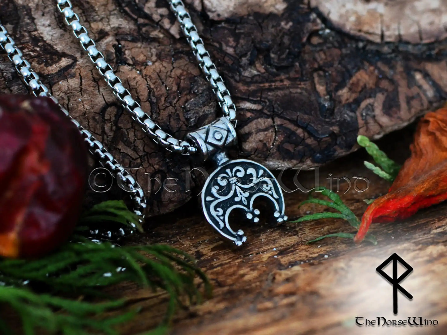 Viking Lunula Necklace, Stainless Steel Shieldmaidens Amulet - The Norse Wind