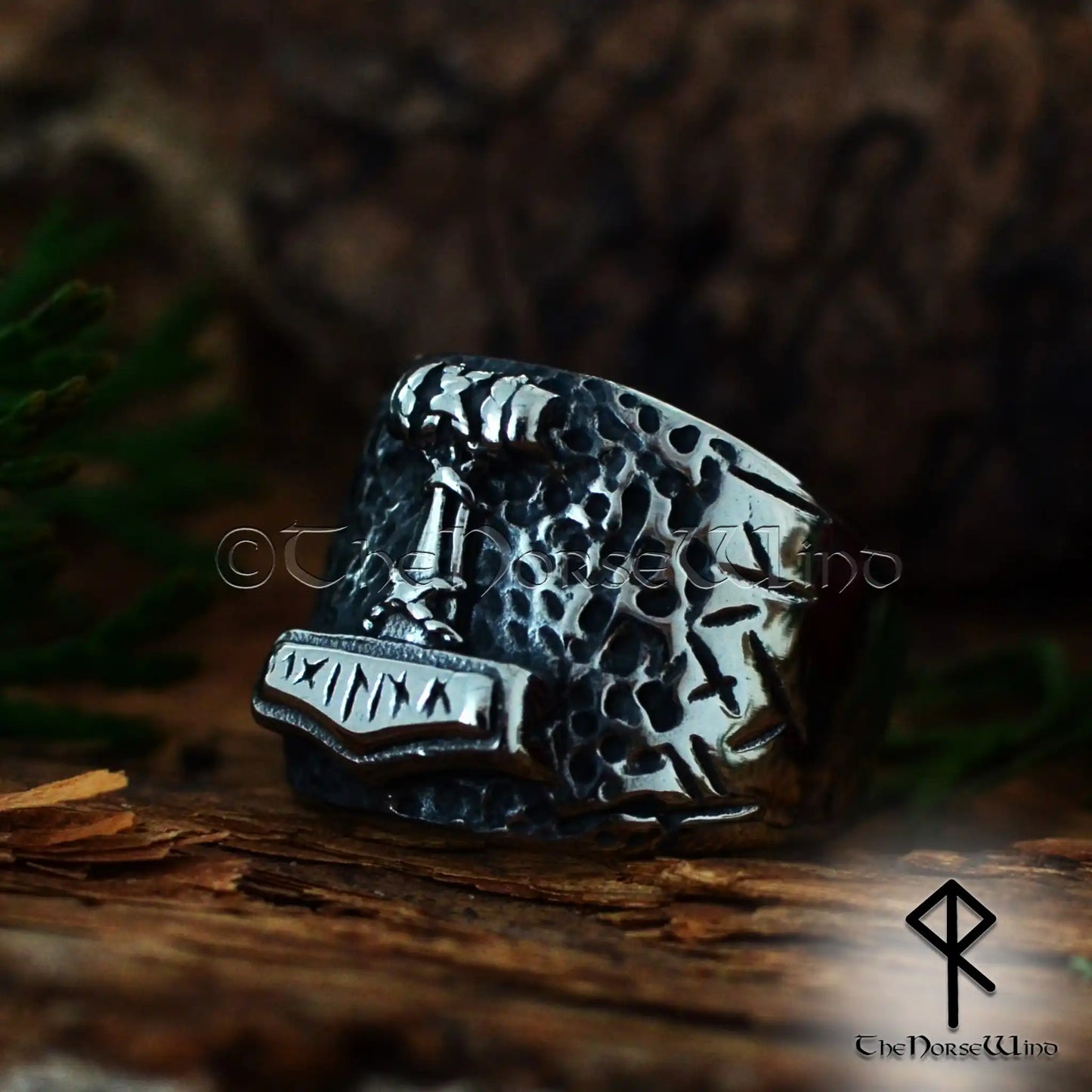 Thor's Hammer Viking Ring, Solid Mjolnir Men's Ring - The Norse Wind