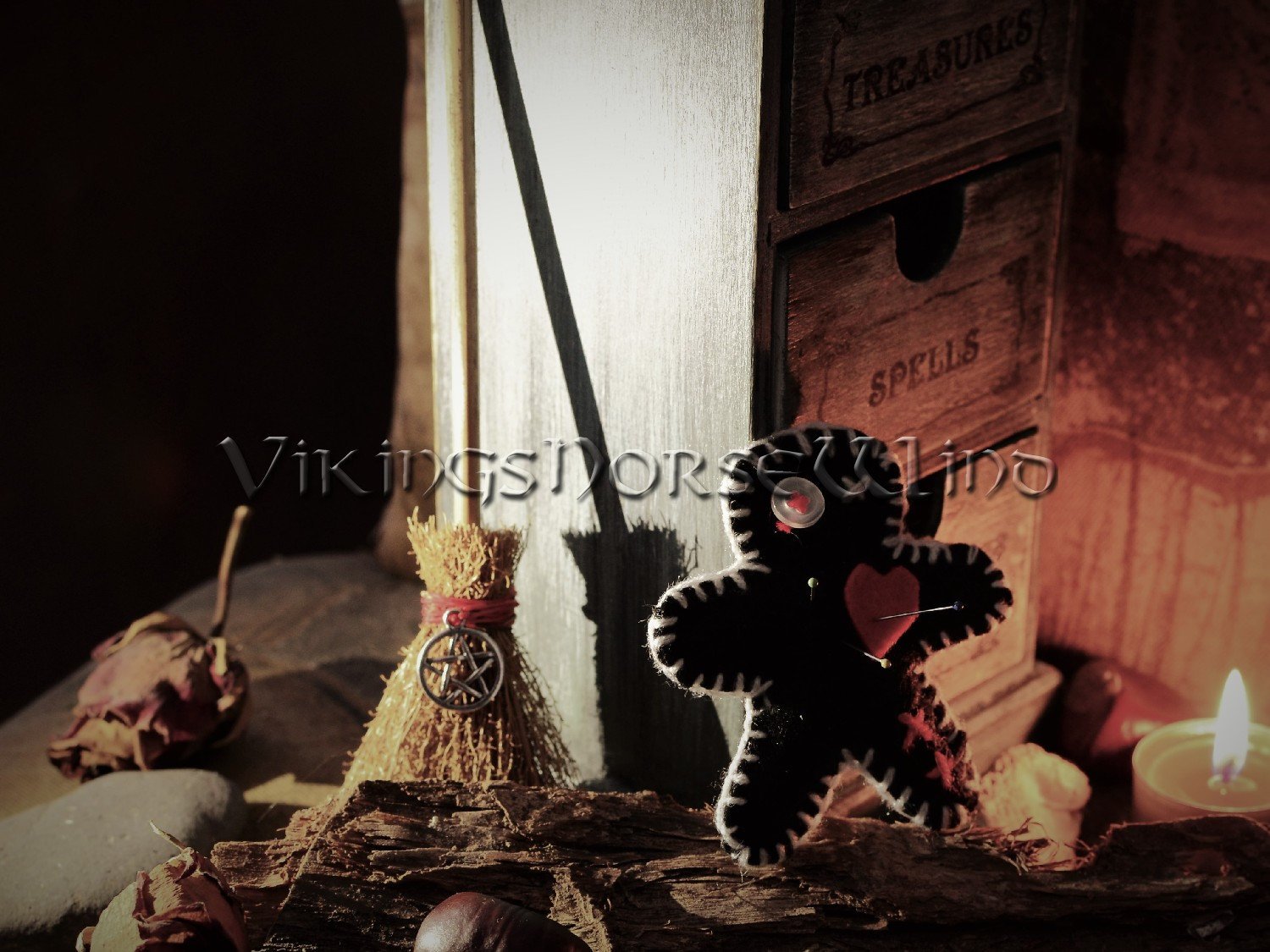Voodoo Doll, Mini Witch Poppet, Hoodoo Decor TheNorseWind