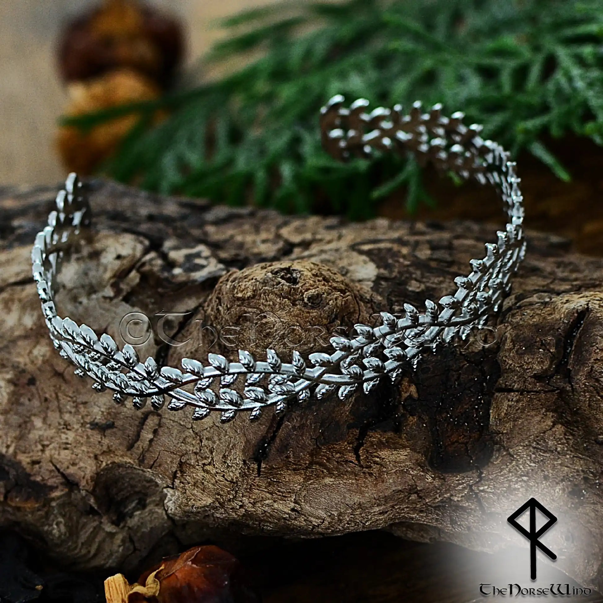 Celtic Laurel Leaf Cuff Bracelet - The Norse Wind