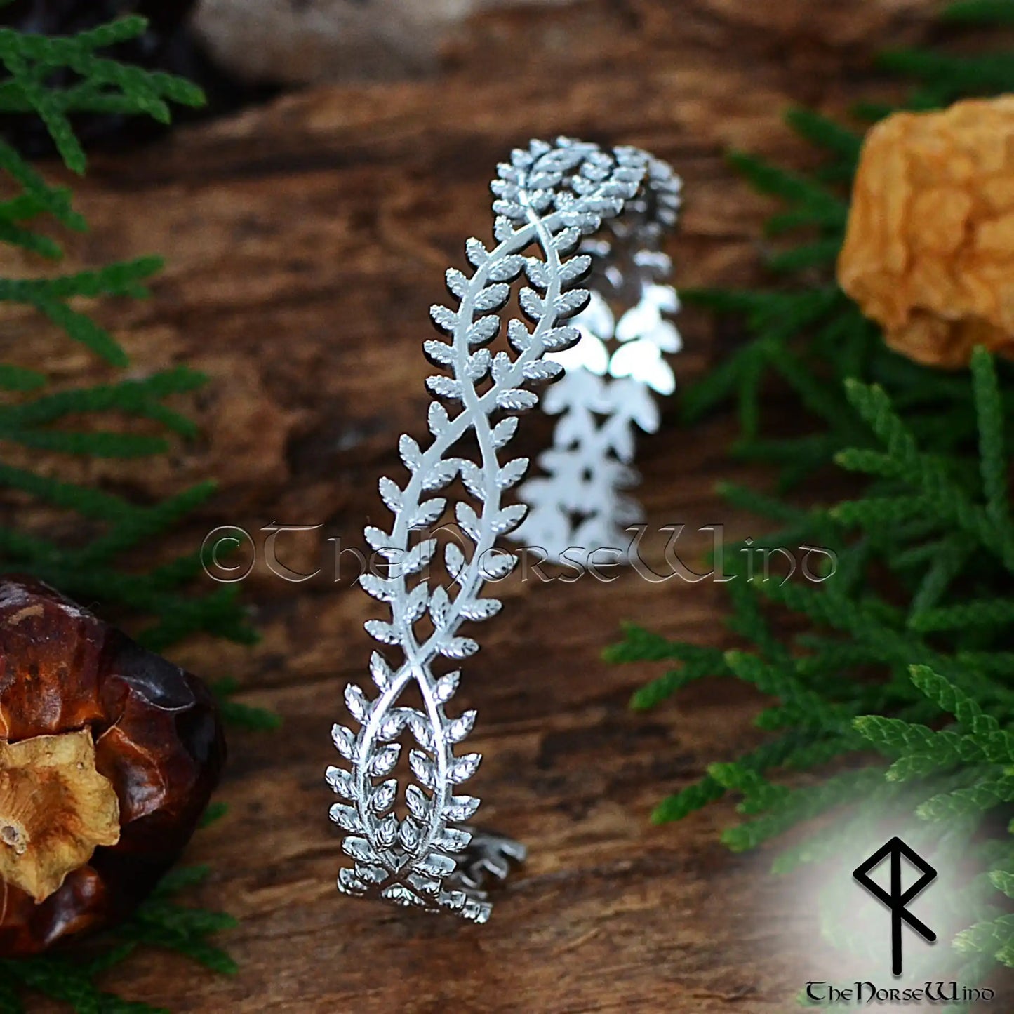 Celtic Laurel Leaf Cuff Bracelet - The Norse Wind