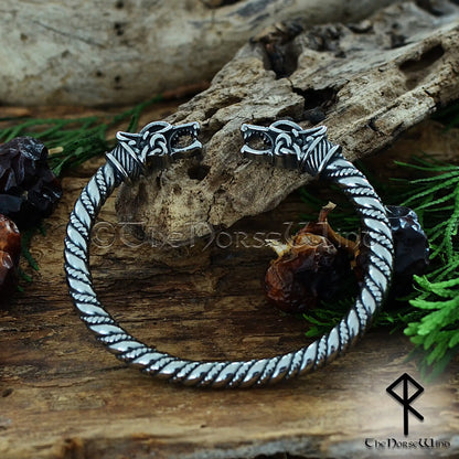 Silver bracelet with Fenrir wolf heads