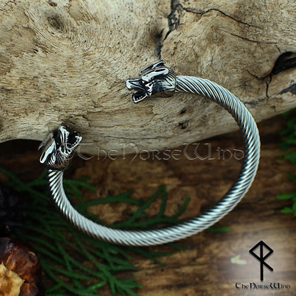 Fenrir Wolf Viking Bracelet with detailed Wolf Heads, silver norse torque