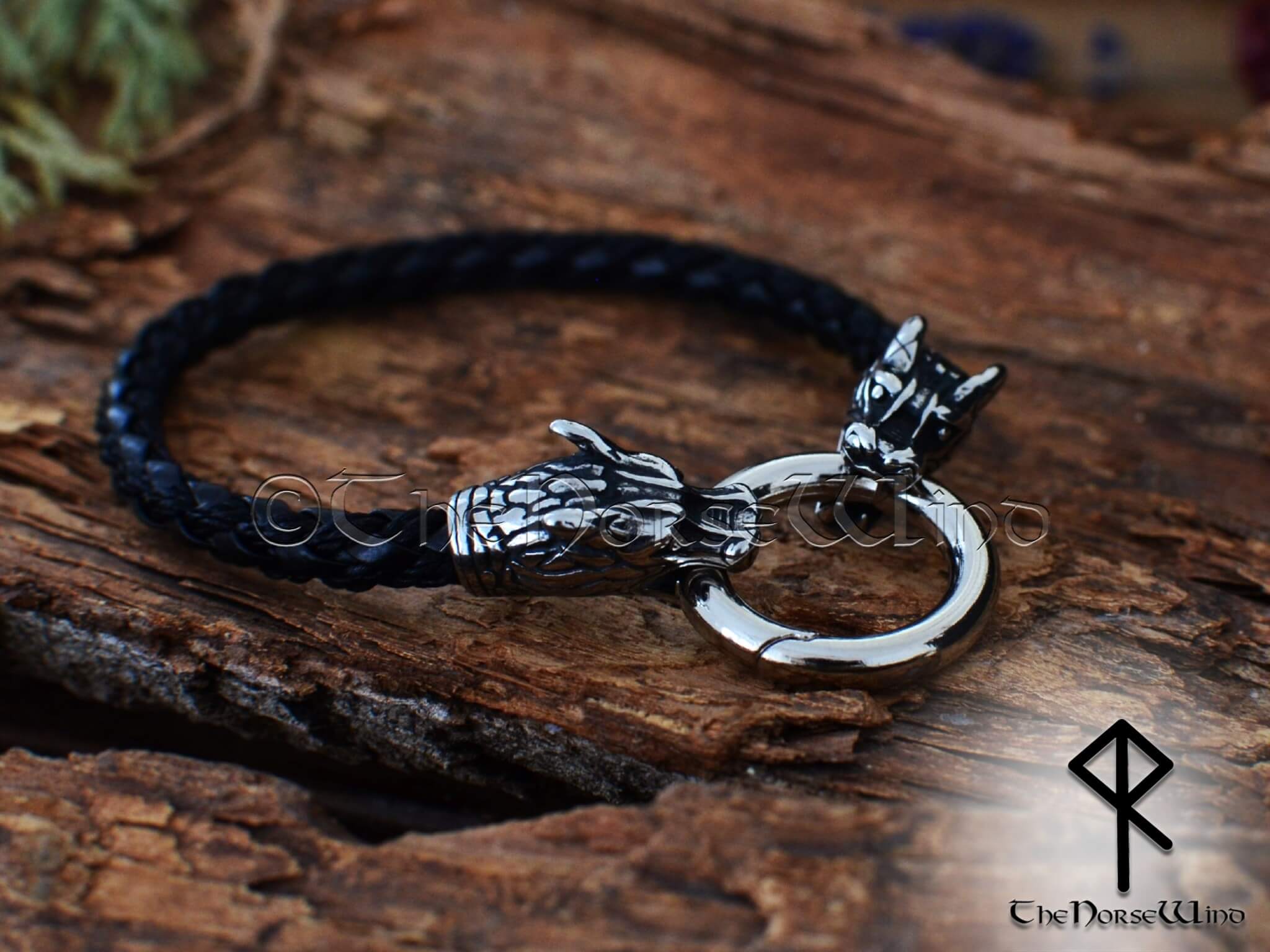 Men's leather bracelet with stainless steel clasp fenrir viking wolf head