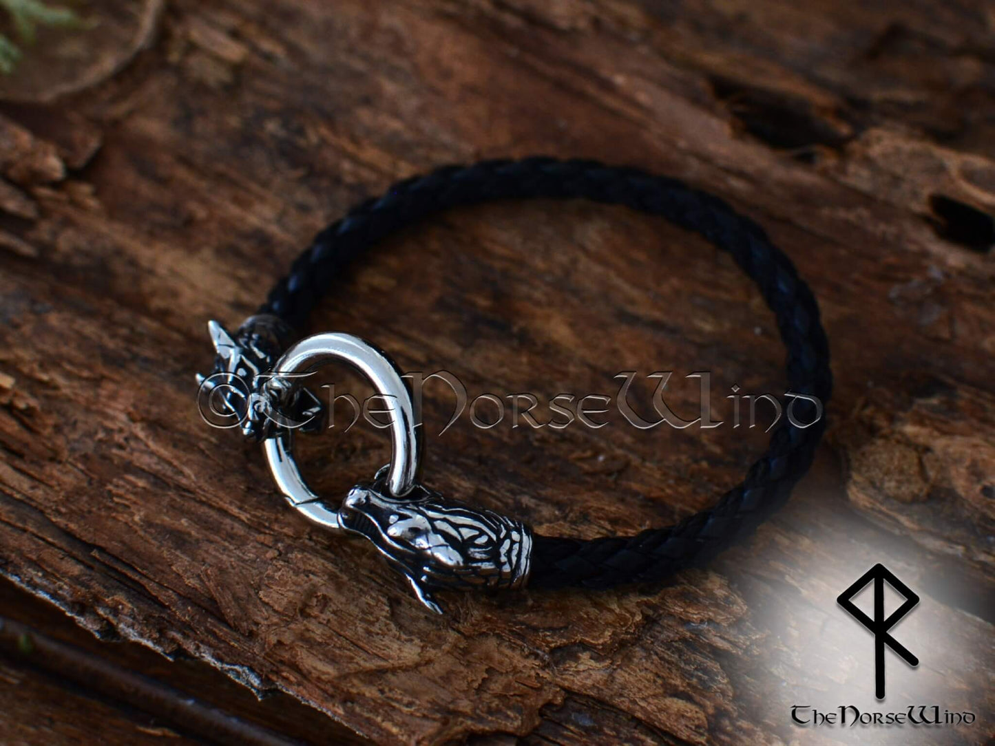 Viking Wolf Bracelet, Fenrir Wolf Heads Leather Wristband