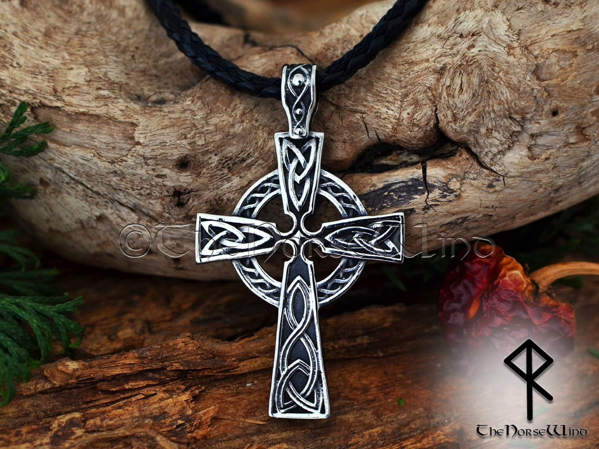 Mens stainless steel celtic best sale cross necklace