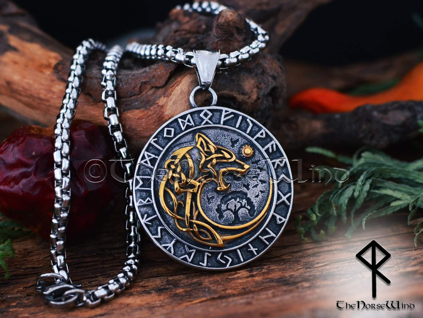 Fenrir Wolf Viking Pendant, Norse Runes Necklace Silver/Gold