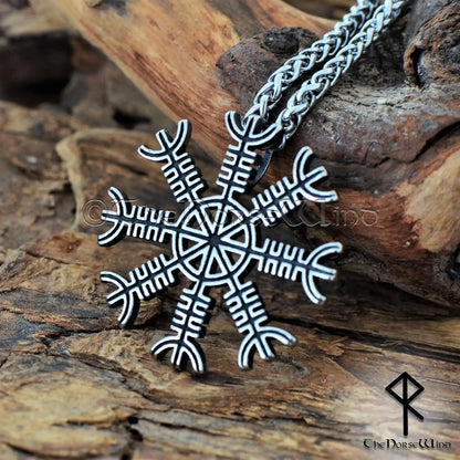 Helm of Awe Viking necklace with 3D-engraved Aegishjalmur stainless steel pendant