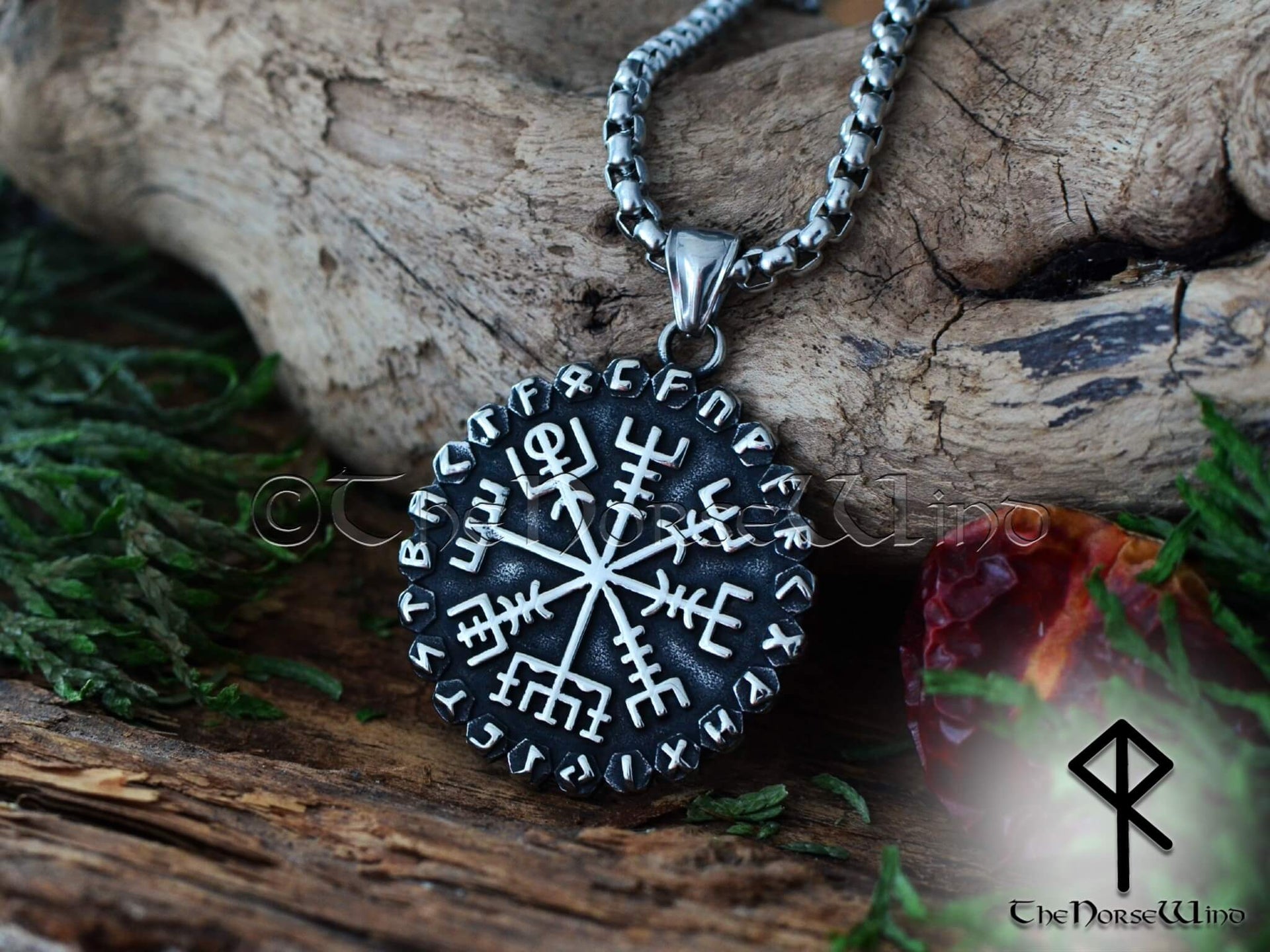 Viking Rune Vegvisir Necklace Silver Vegvisir Nordic Compass