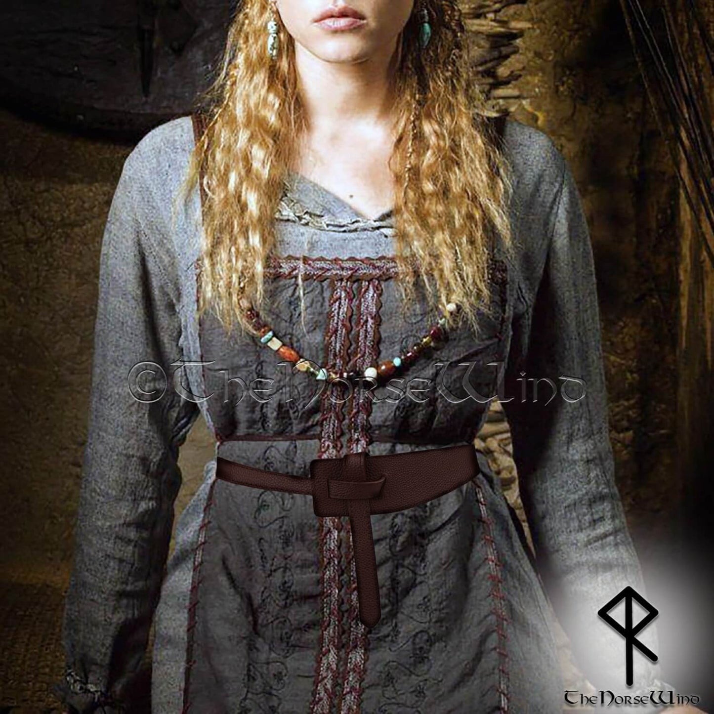 Shieldmaiden Leather Belt Medieval Viking Women's Waistband in Brown/Red