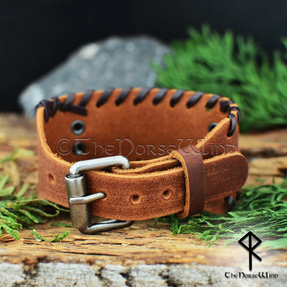 Viking Vegvisir Leather Bracelet - Handcrafted Wide Wristband