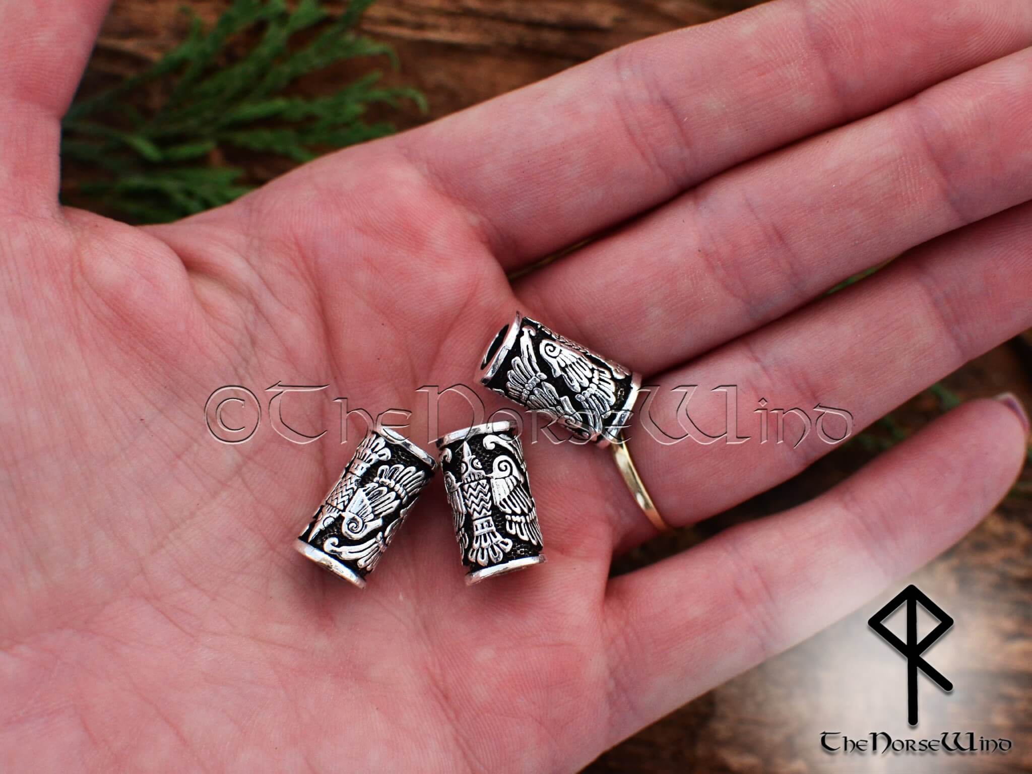 Alchemy Viking Beard & Hair Beads Set – Thor's Hammer & Raven Helmet – Pewter – With Free Pouch (ABR5)