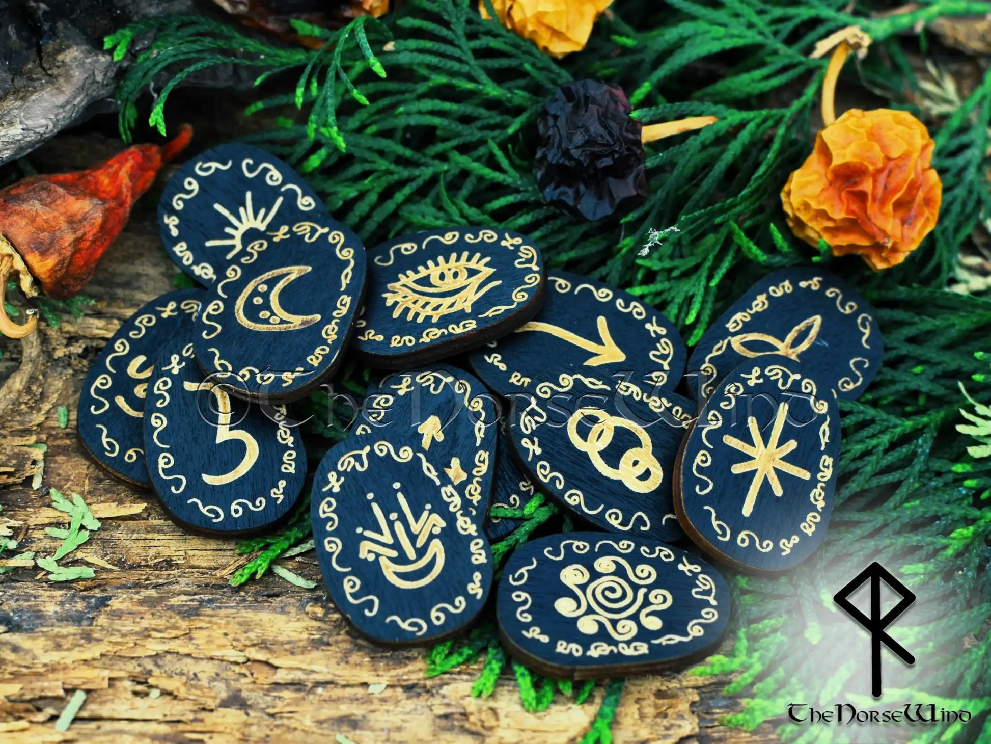 Witches Runes Set - Engraved Wooden Runes in Pentacle Box | The Norse Wind