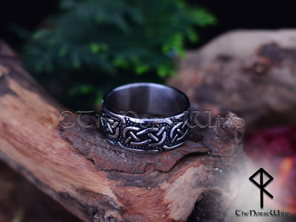 Handmade Viking Band Ring: Detailed Celtic Knotwork Engraving