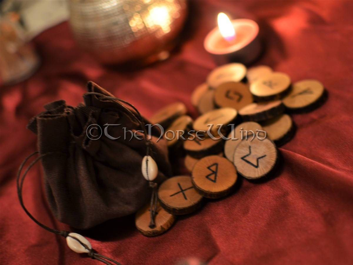 Rune Set Elder Futhark 25 Wooden Viking Runes with Velour Pouch TheNorseWind