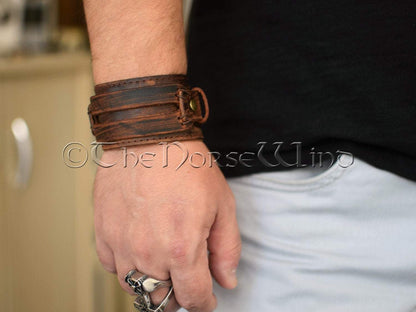 Viking Leather Bracelet, Name in Runes Norse Wristband - Brown/Black TheNorseWind