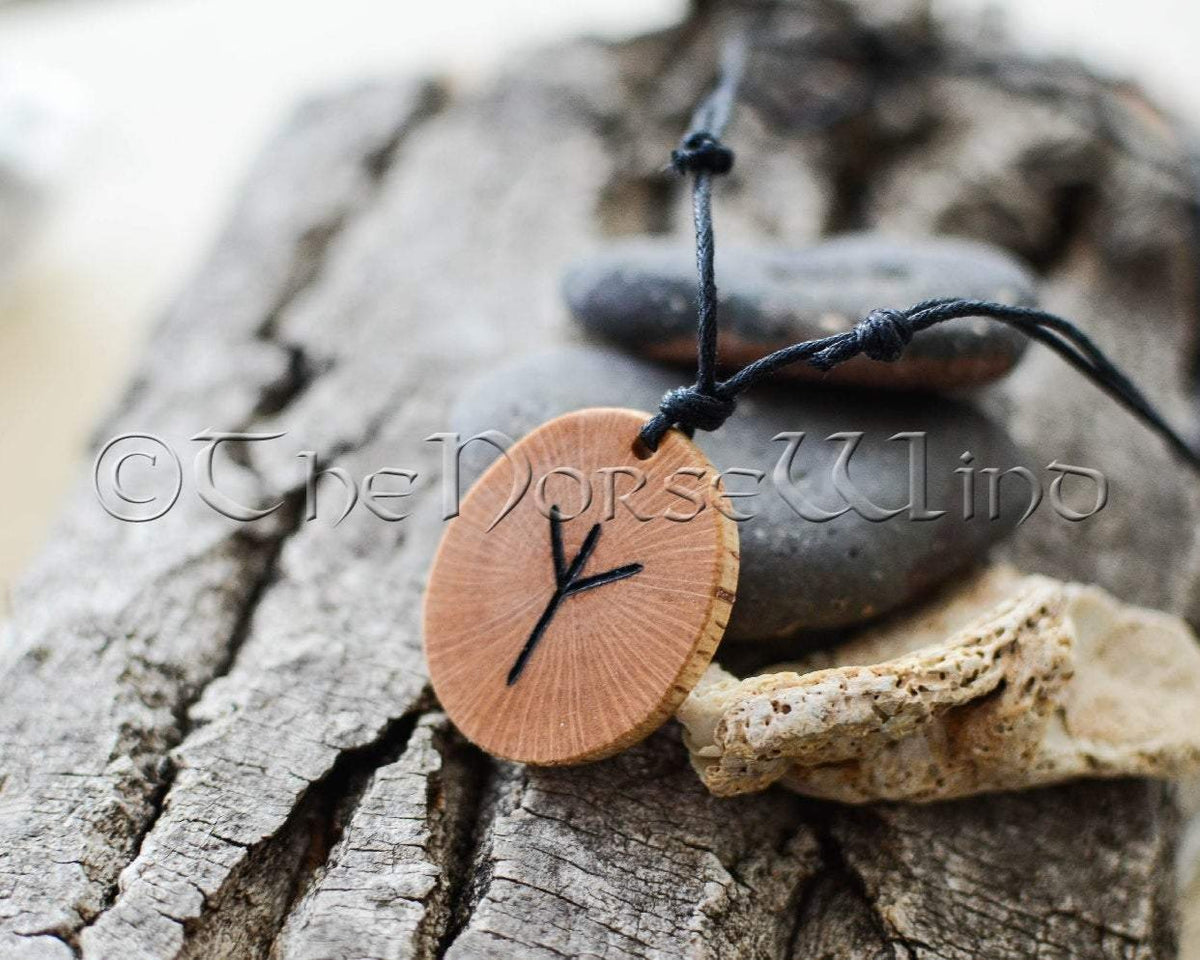 Outward Wind Rune Viking Rune Necklace - Elder Futhark Wooden Pendant – The Norse Wind
