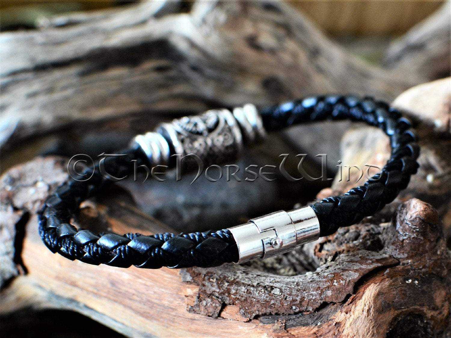 BRACELET MANCHETTE CUIR boussole viking EUR 16,01 BRACELET MANCHETTE CUIR boussole viking EUR 16,01
