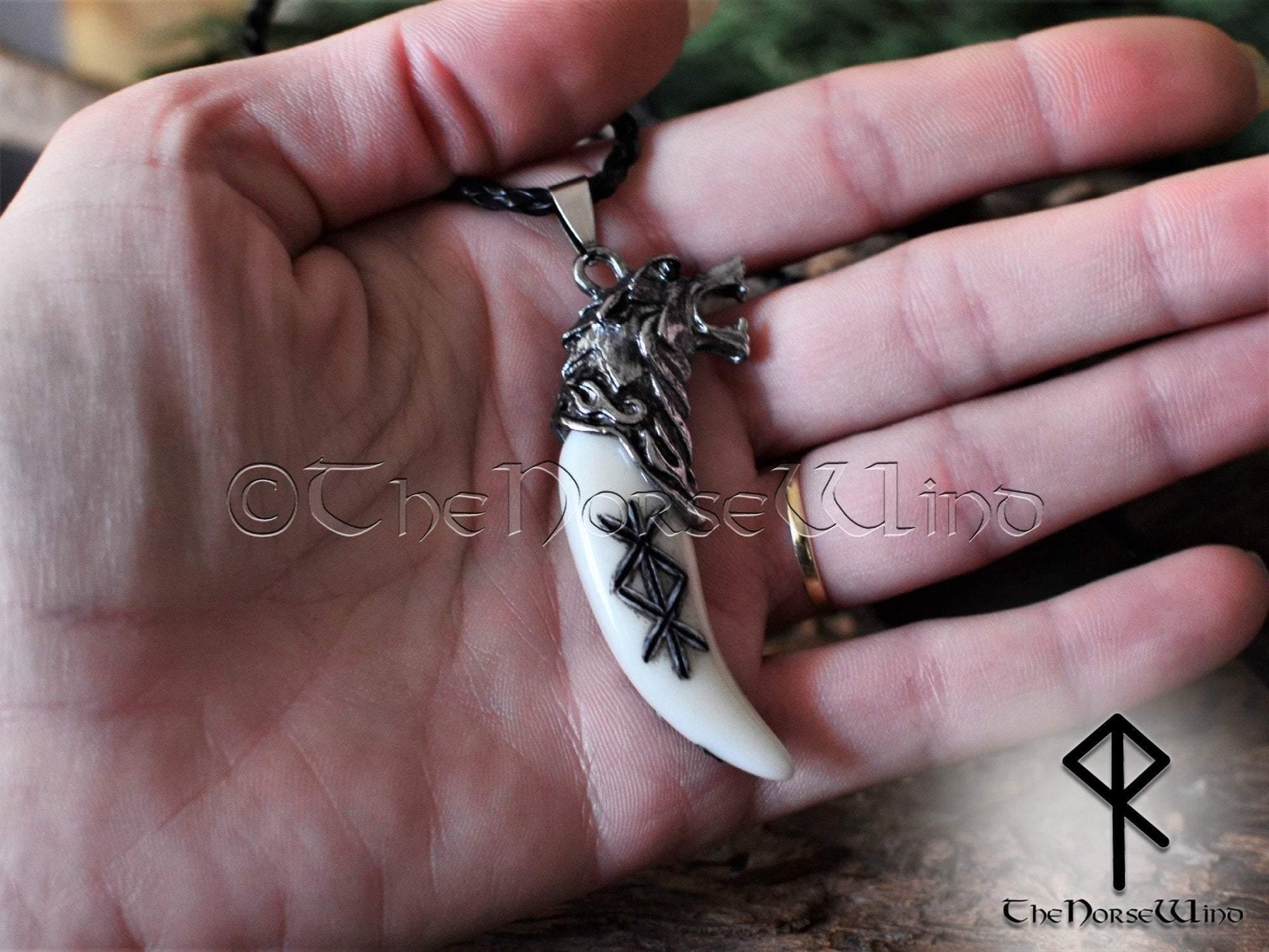 2pc Fashion Spike Wolf Tooth Crystal Pendant Leather Rope Necklace