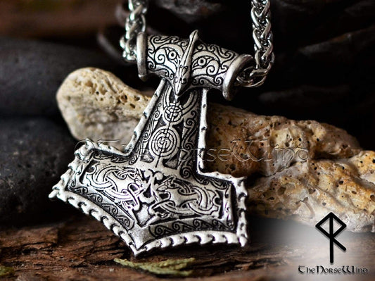 Thor's Hammer Mjolnir Pendant - Celtic Knotwork TheNorseWind
