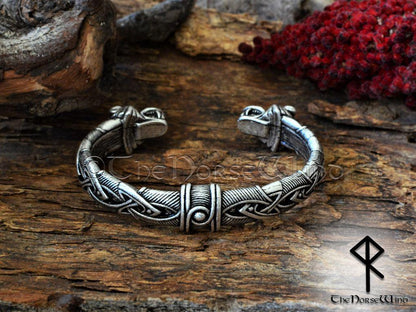 Traditional Viking Arm Ring - Wolf — VikingStyle
