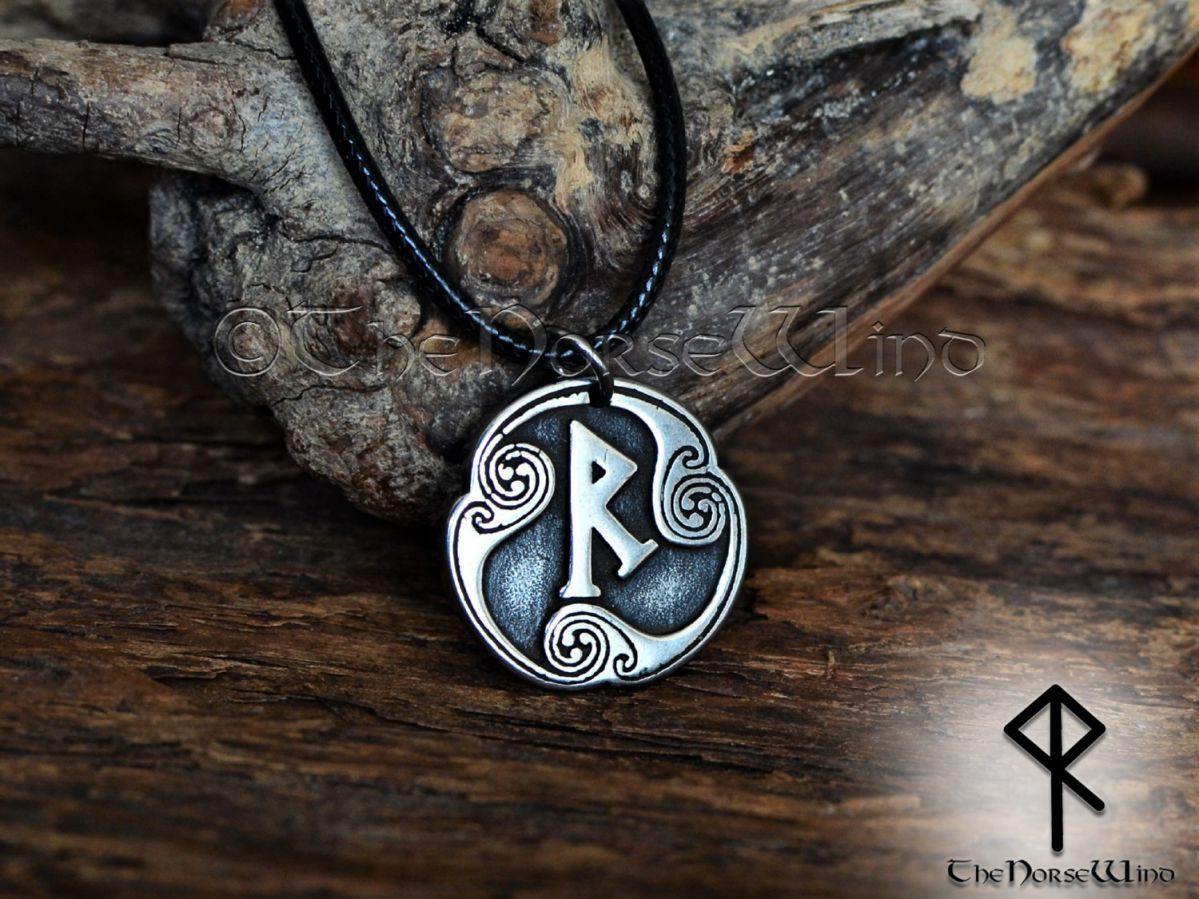 Viking Rune Necklace - TheNorseWind