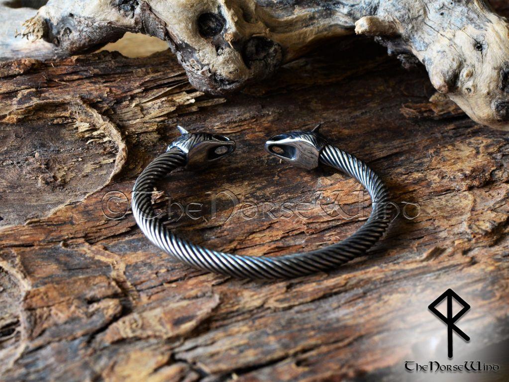 Viking Bracelet - Sterling Silver | Fenrir Wolf Heads Arm Ring 17cm (6.7) / Silver